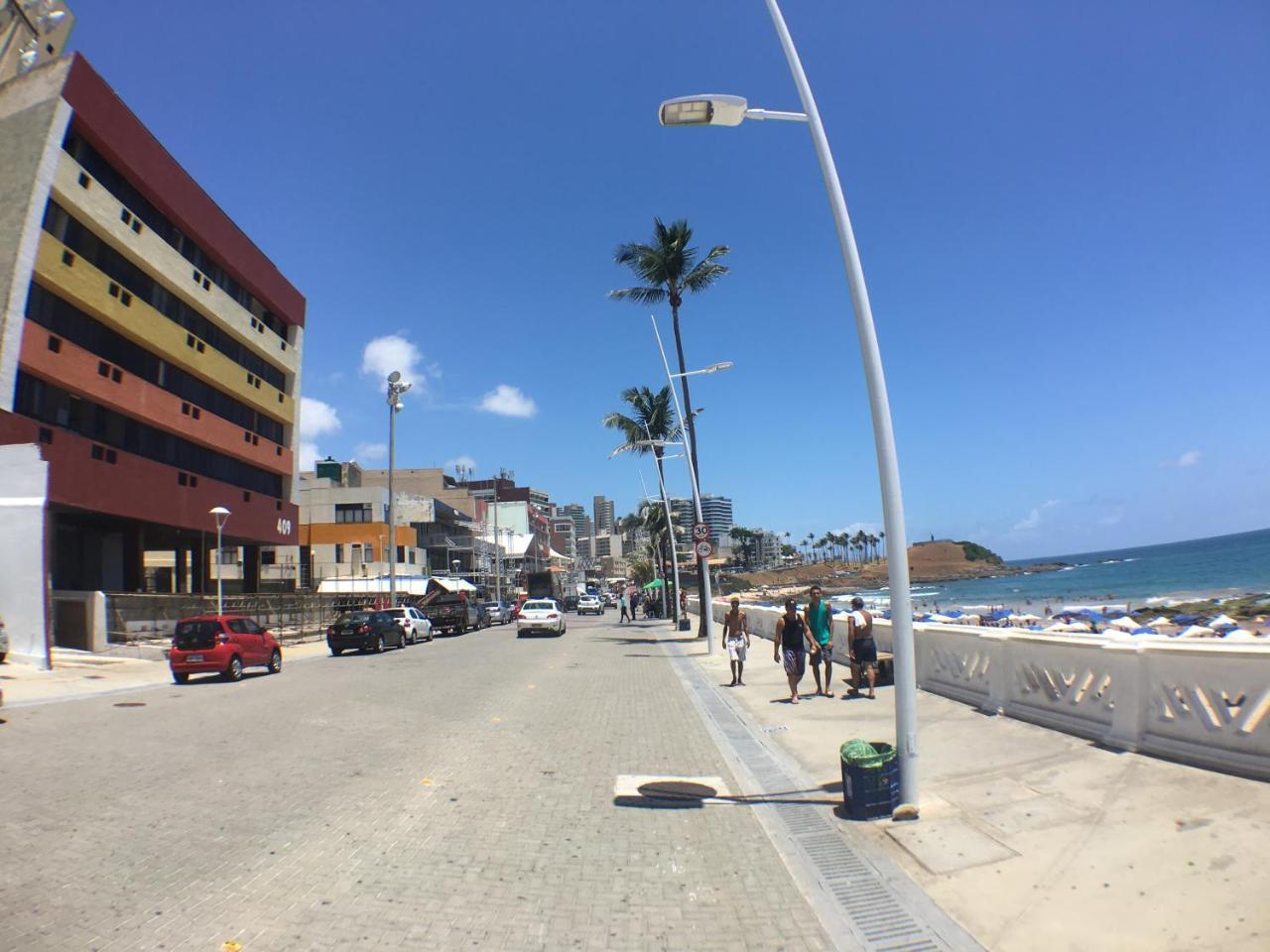 Apartamento Farol Barra Flat サルバドール エクステリア 写真