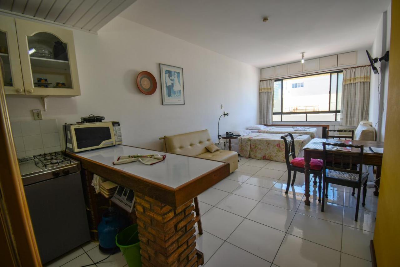 Apartamento Farol Barra Flat サルバドール エクステリア 写真